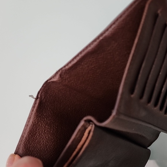 Louis Vuitton Damier Ebene Wallet - Picture 10 of 11